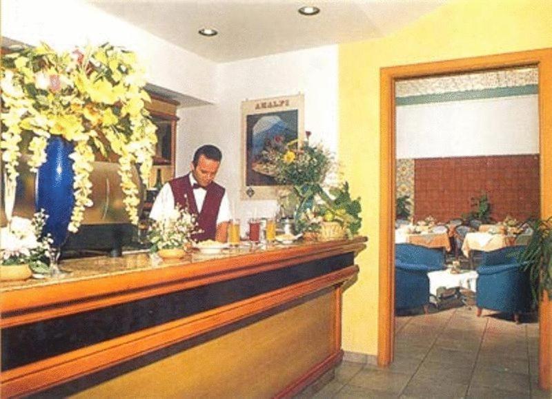 Albergo Fiorenza Salernes Extérieur photo