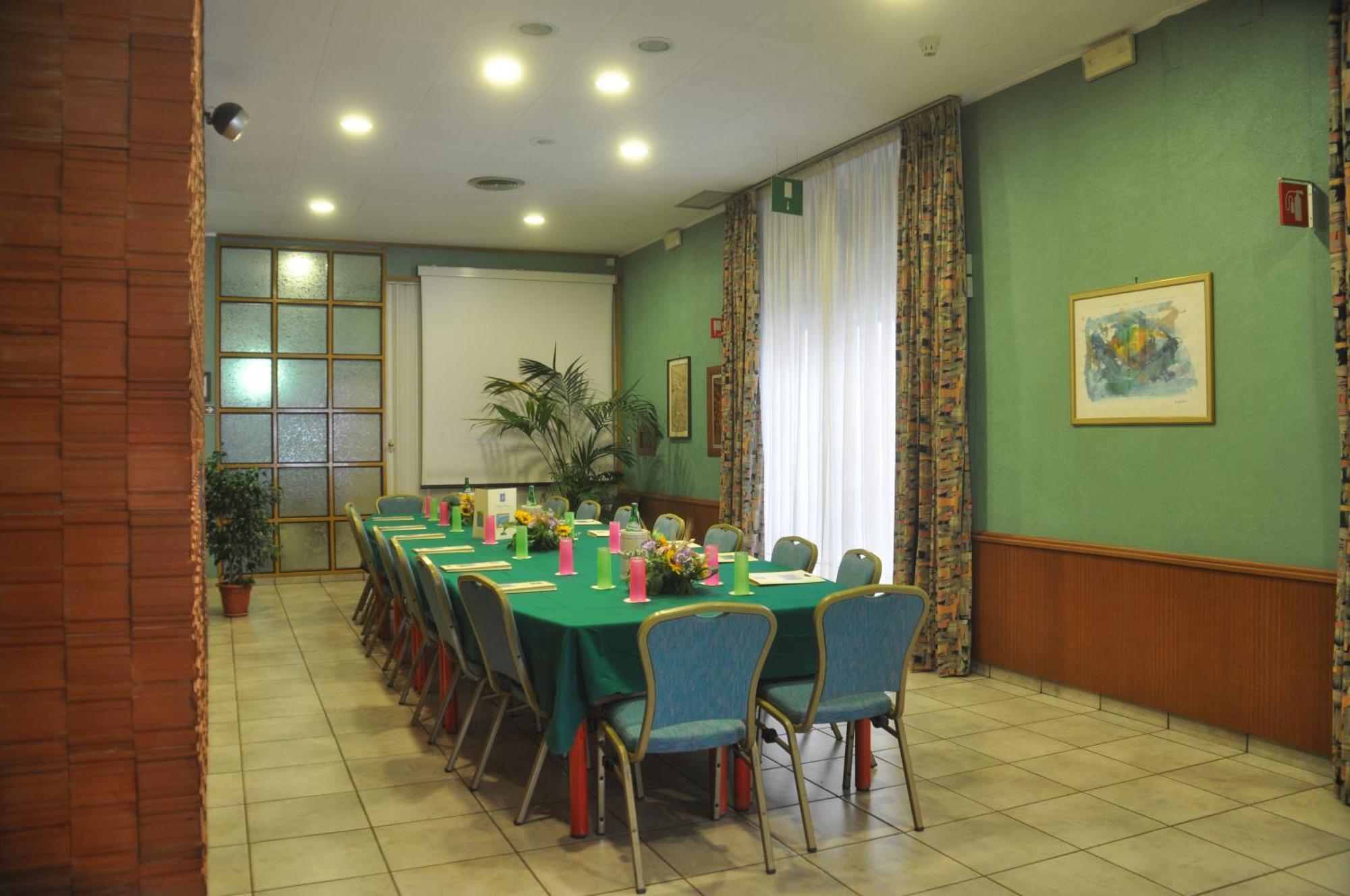 Albergo Fiorenza Salernes Extérieur photo